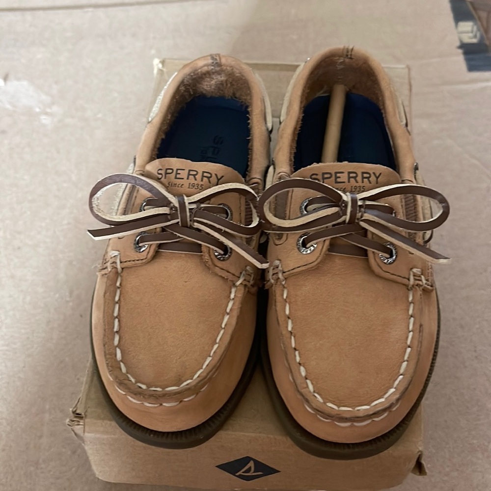 Toddler Sperry boat shoes